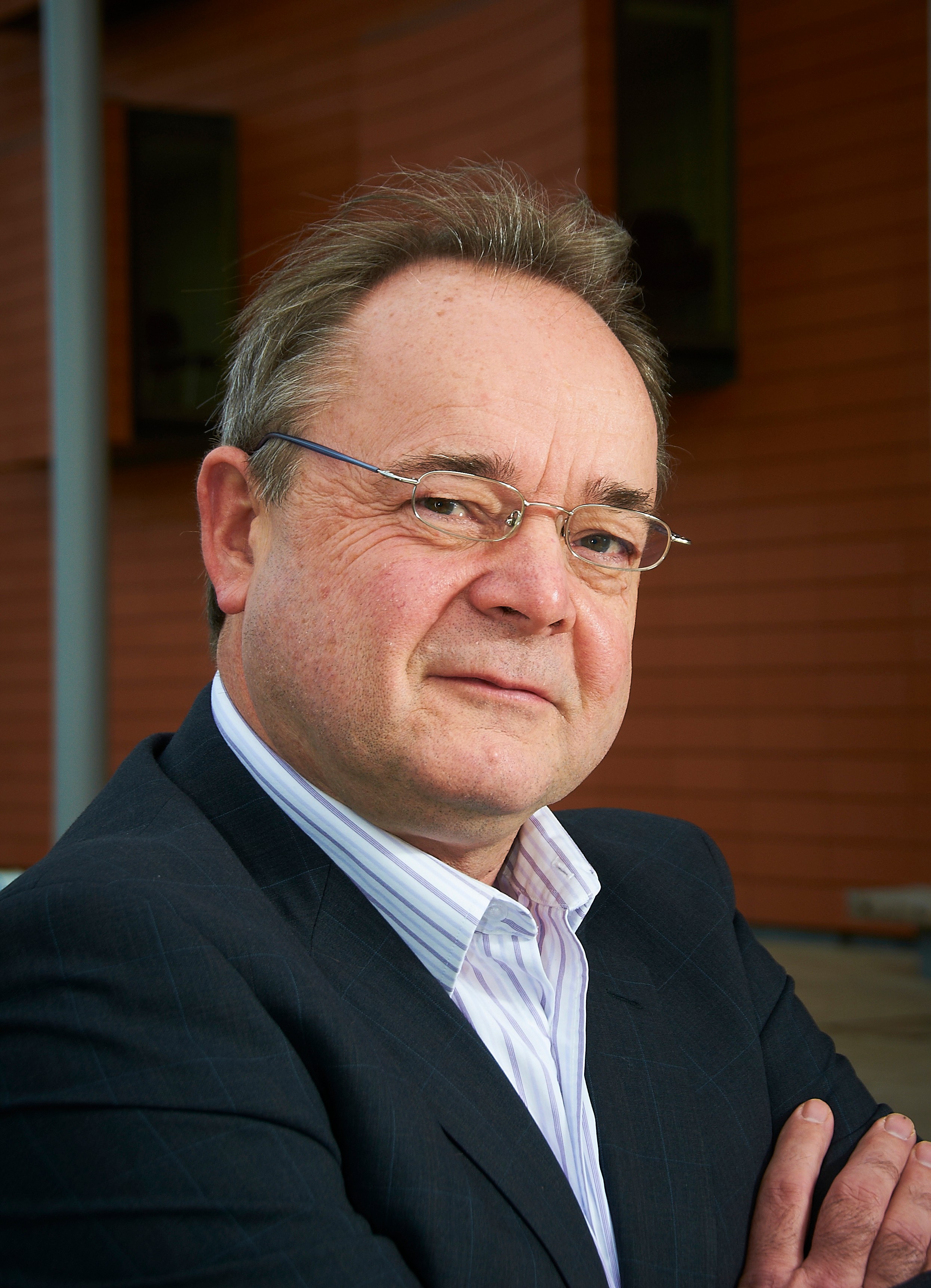Peter Cowley
